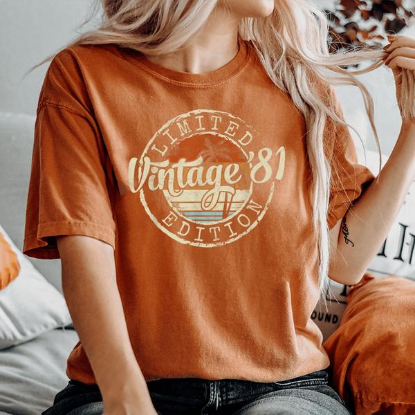 vintage 1981 44th birthday 44 year old women womens oversized comfort t shirt 20250327044227 efdrhllq s4 1.jpg