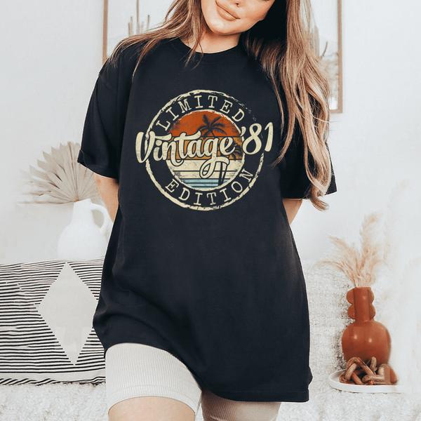 vintage 1981 44th birthday 44 year old women womens oversized comfort t shirt 20250327044227 efdrhllq s4 4.jpg